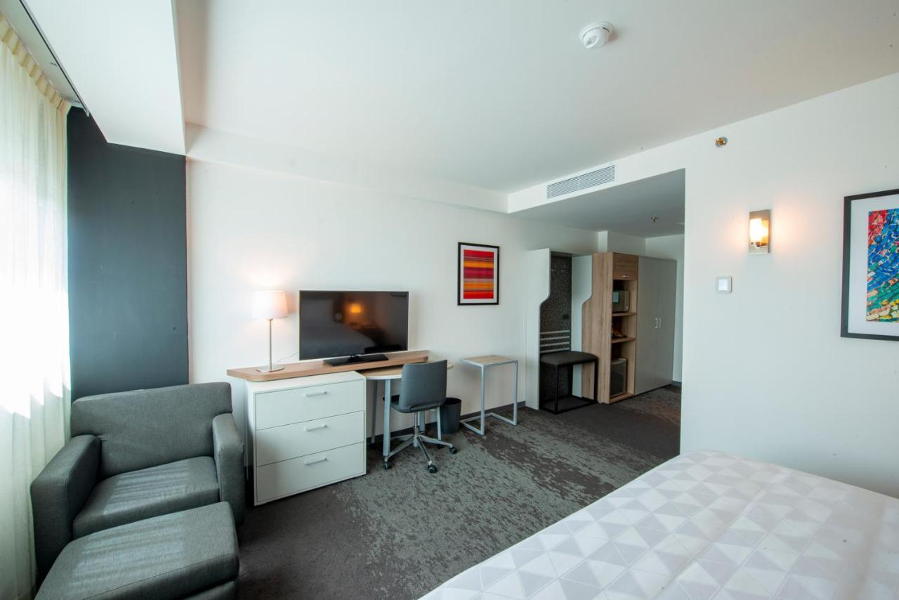 Holiday Inn & Suites - Merida La Isla By Ihg Zimmer foto
